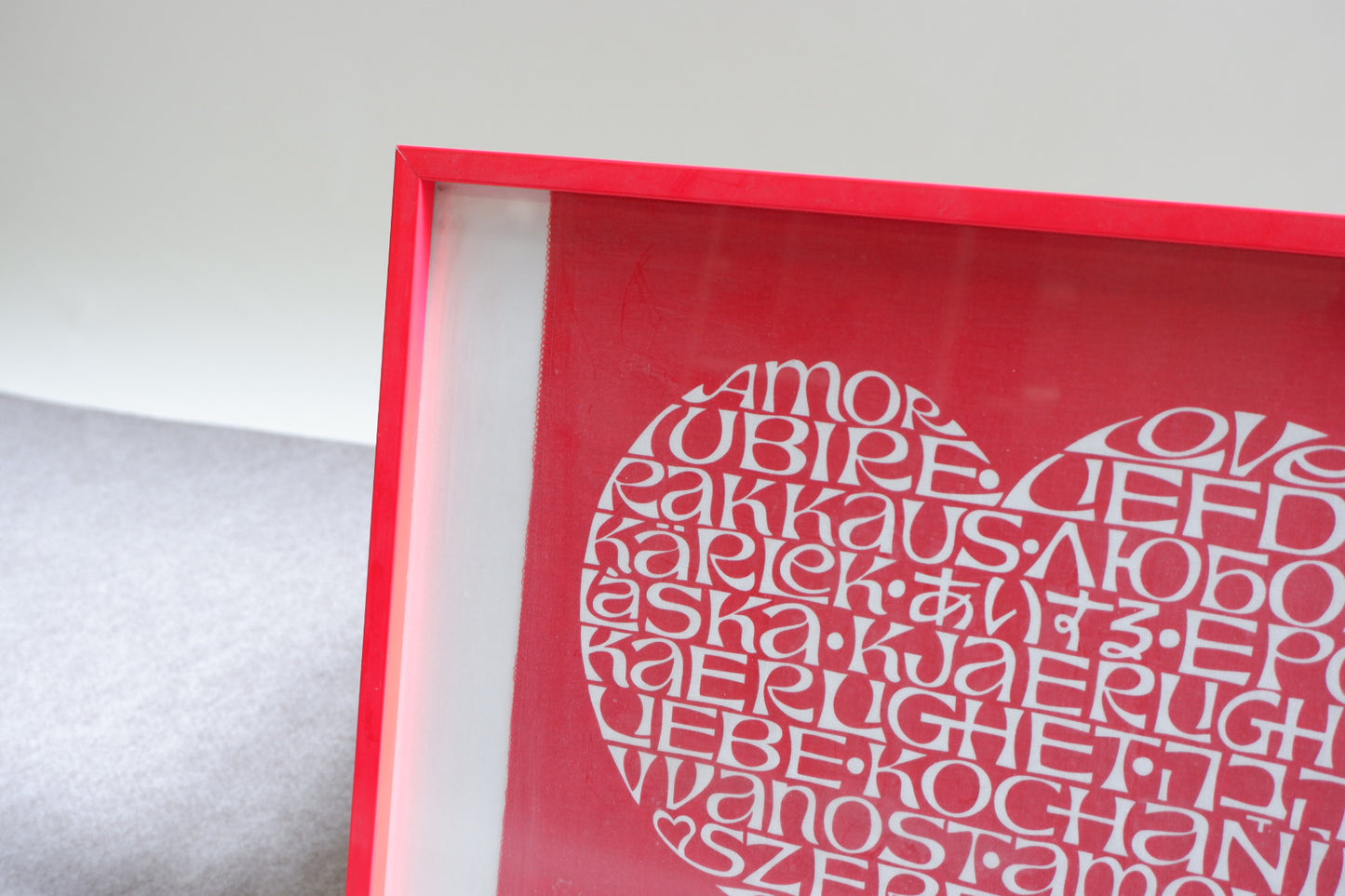 Product photo of "Herman Miller International Love Heart" of THE ONE&ONLY